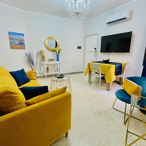 Centro Storico Apartment, Great Central Location! All New Furniture And Appliances! Trapani